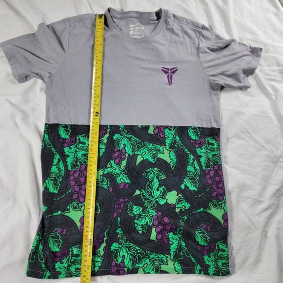 Nike Kobe Bryant Adults Small Wolf Grey Green Vino T Shirt Mamba Short Sleeve - Picture 8 of 9